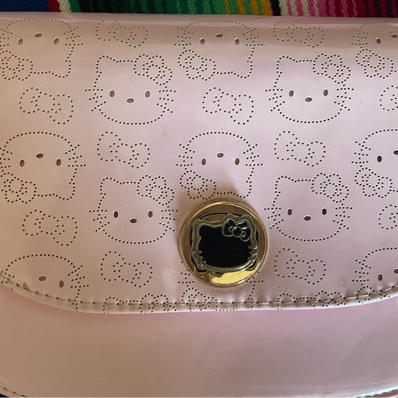 Hello Kitty Purse. Y2K. Super cute. - Picture 3 of 5